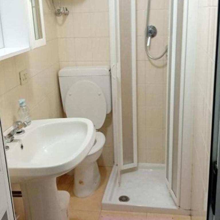 Monolocale zona Piazza Bovani Varazze Via I maggio - Appartement 1 Chambre - 5