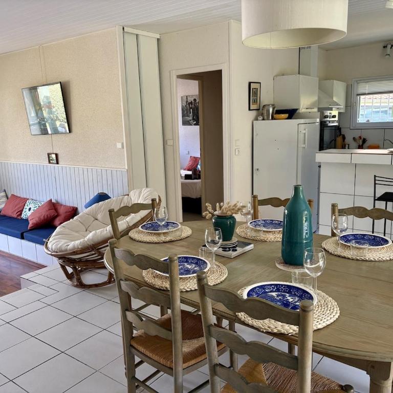 La Villa Du Golf - Four-Bedroom House - 18