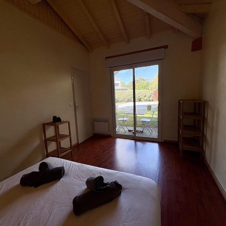 La Villa Du Golf - Four-Bedroom House - 26