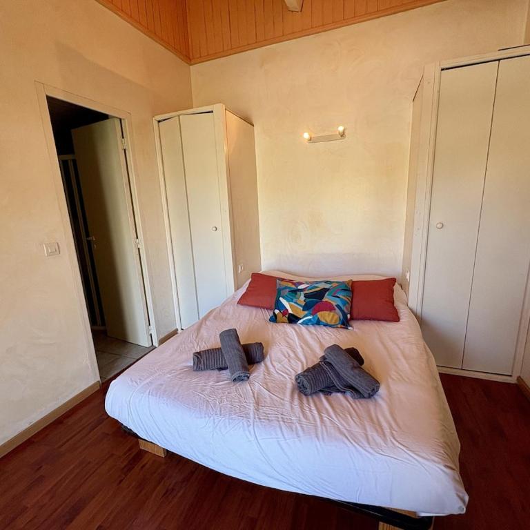 La Villa Du Golf - Four-Bedroom House - 31