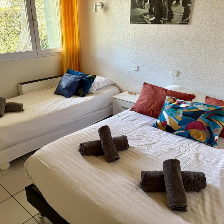 La Villa Du Golf - Four-Bedroom House - 40