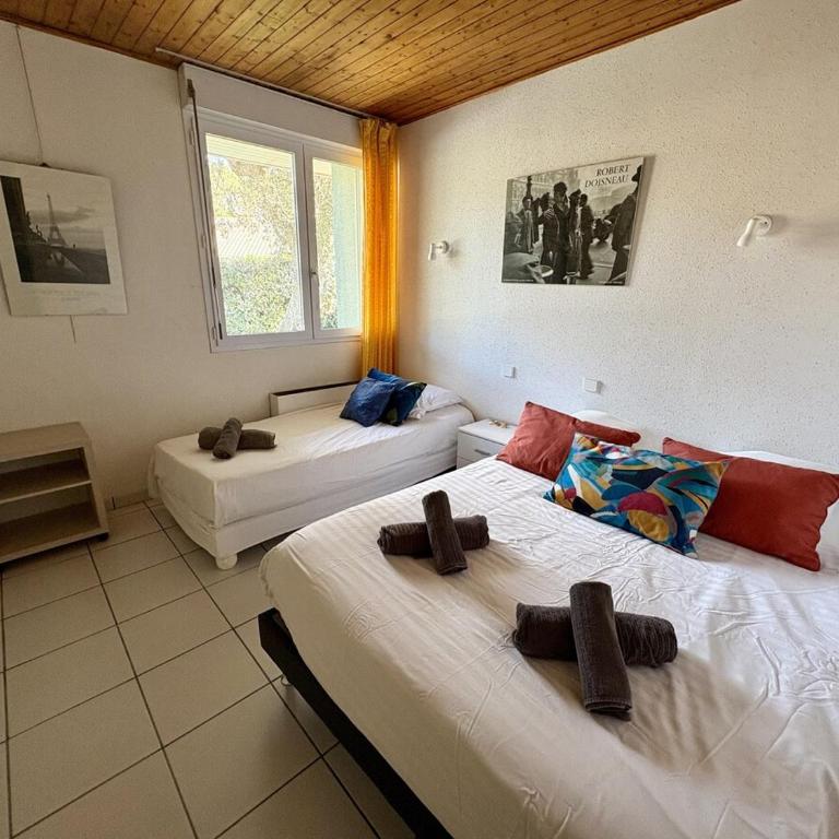 La Villa Du Golf - Four-Bedroom House - 44