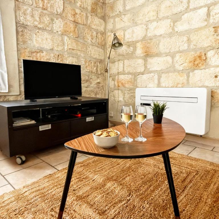 Appartement au pied des remparts, 4P, Clim, Centre - Appartement 2 Chambres - 4