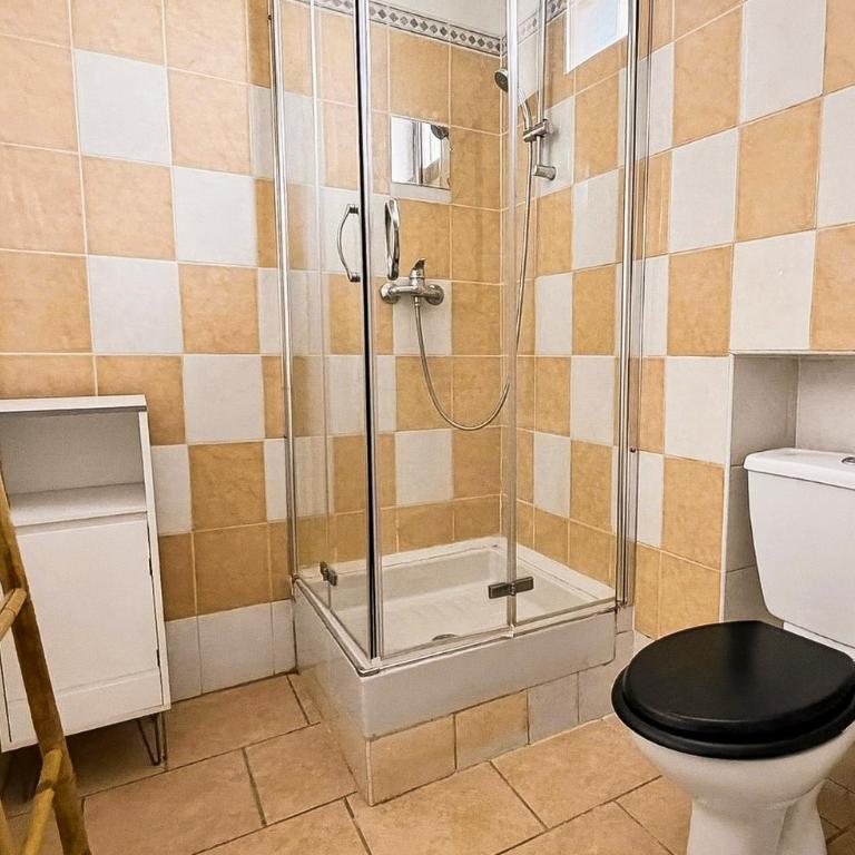Appartement au pied des remparts, 4P, Clim, Centre - Appartement 2 Chambres - 27