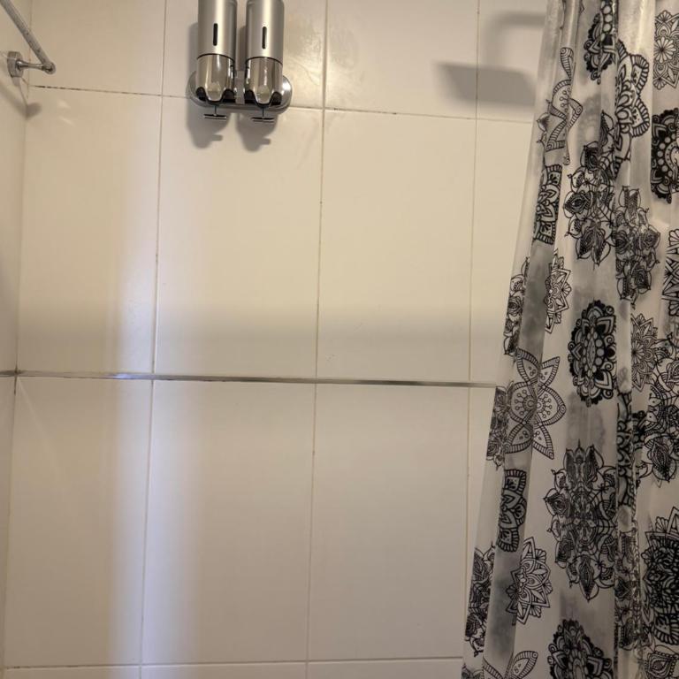 Alison Urban Studio - One-Bedroom Apartment - 40