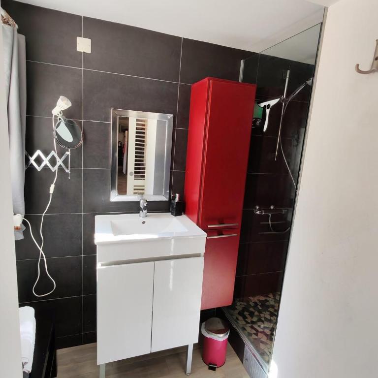 Chambres d'Hôtes LA PASTOURELLE Royan centre - Studio - 5