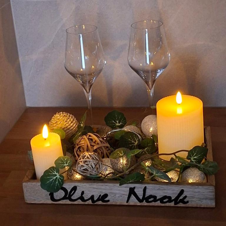 Olive NOOK - Two-Bedroom Apartment with Balcony - 17