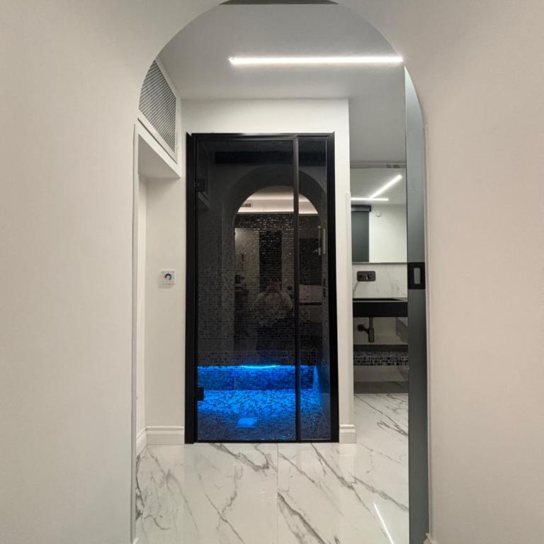 Palazzo Algaria Suites with Jacuzzi, Sauna & Turkish Bath - Camera King Deluxe - 13