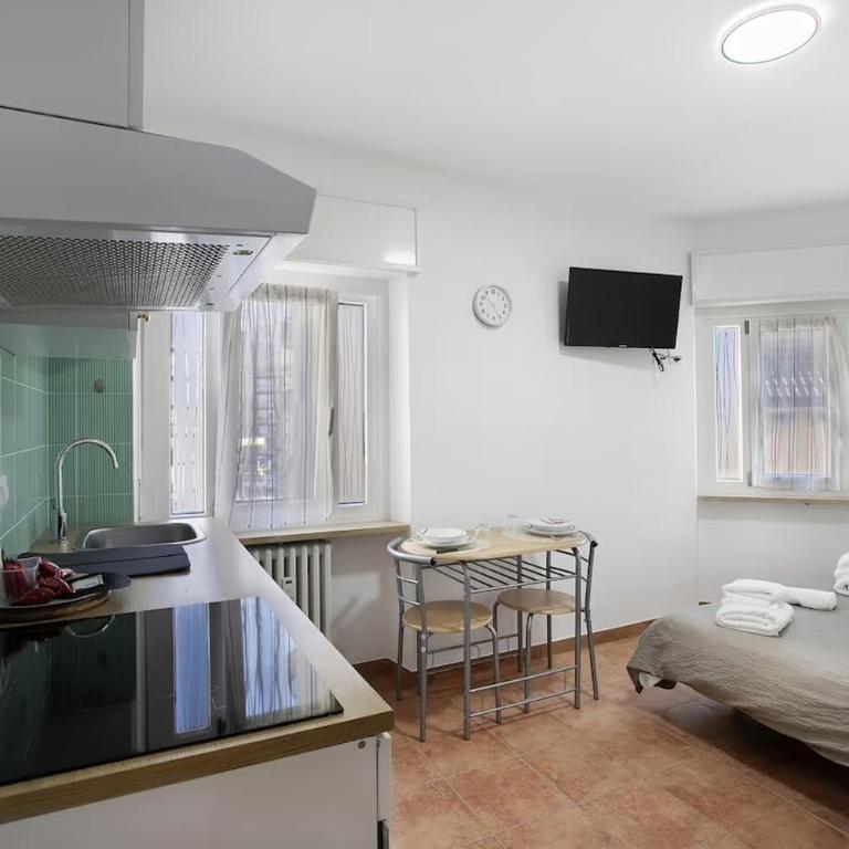 Apartment in the historic center of Aosta - One-Bedroom Apartment - 5