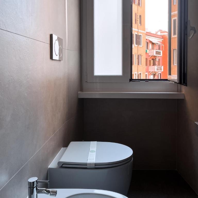 TW-Roman Holidays Home - Double Room with Private Bathroom - 9