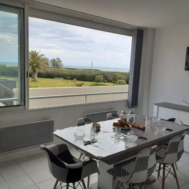 Les Rivages de Rochelongues, T3, piscine, clim, parking - Appartement 3 Chambres - 2