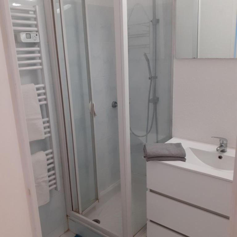 Les Rivages de Rochelongues, T3, piscine, clim, parking - Appartement 3 Chambres - 7