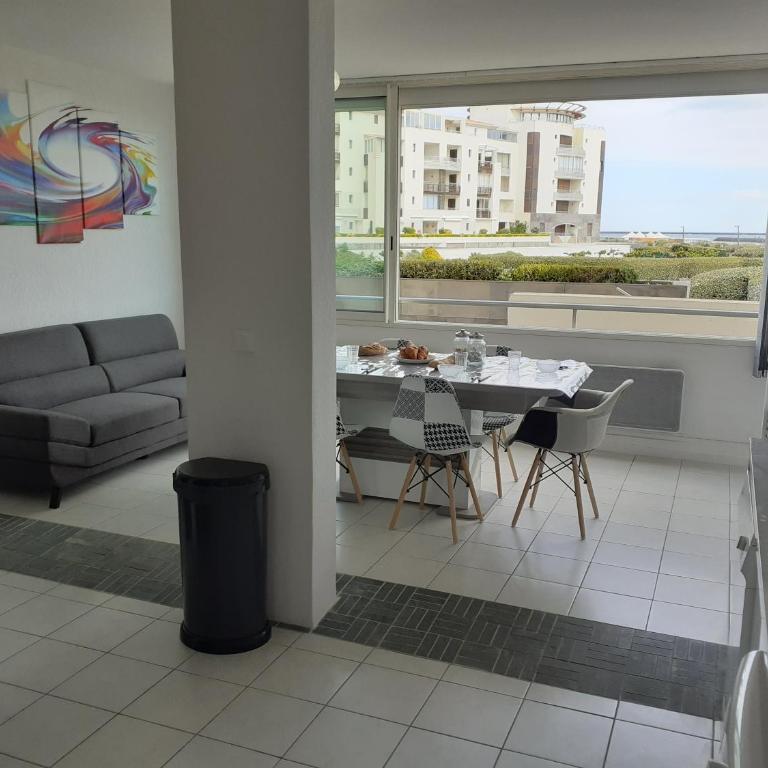 Les Rivages de Rochelongues, T3, piscine, clim, parking - Appartement 3 Chambres - 12