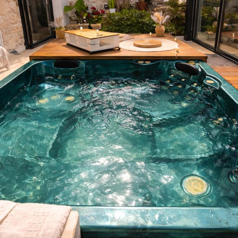 Gite Romantique avec SPA- Rêve de Bali - au Mont Ventoux - Maison 2 Chambres - 3