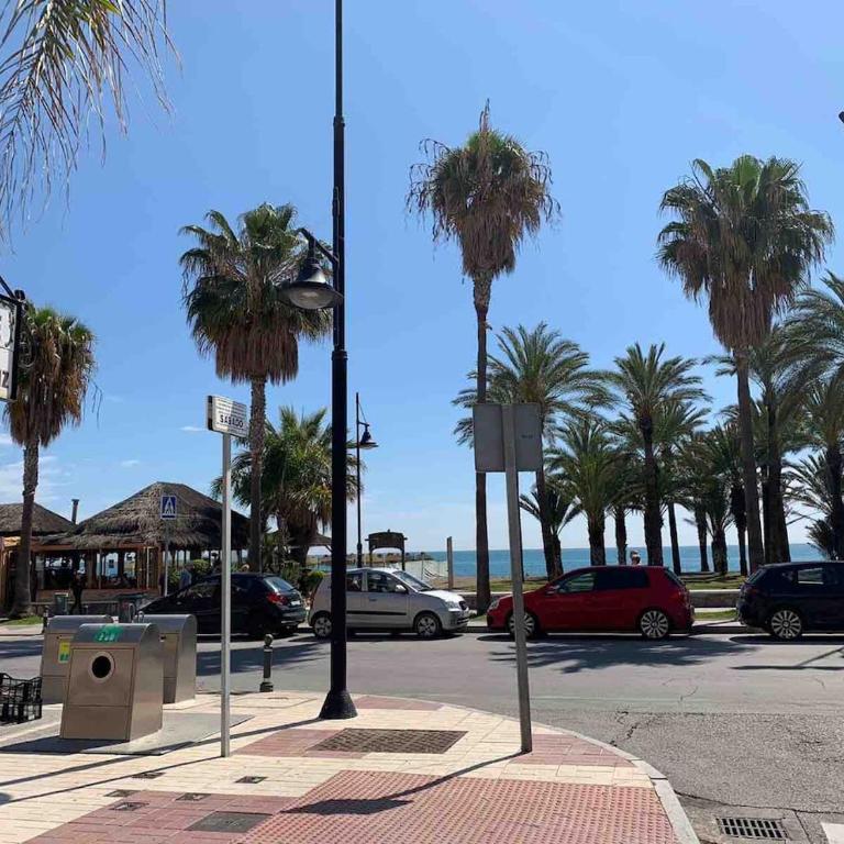 Bajo junto a la playa con jardín privado - Apartamento de 2 dormitorios con terraza y vistas al mar - 16
