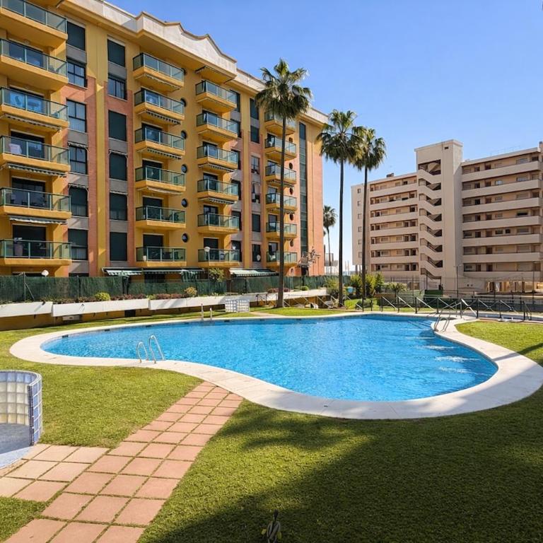 Bajo junto a la playa con jardín privado - Apartamento de 2 dormitorios con terraza y vistas al mar - 22
