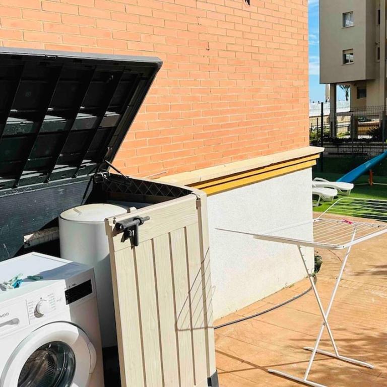 Bajo junto a la playa con jardín privado - Apartamento de 2 dormitorios con terraza y vistas al mar - 30