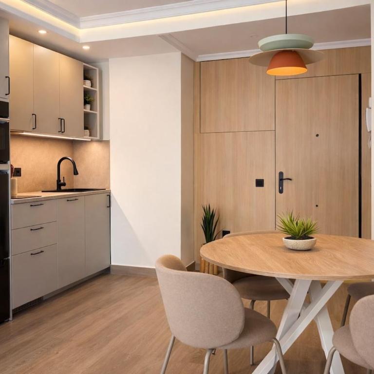 Bajo junto a la playa con jardín privado - Apartamento de 2 dormitorios con terraza y vistas al mar - 31