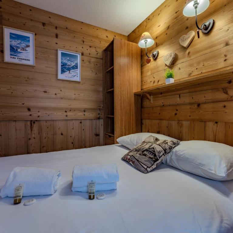 Comfy Ski-Side Hideaway w Views - Apartment - 6