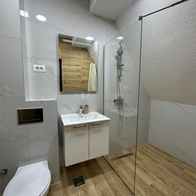 Srebrna Jela - Deluxe Double Room with Balcony - 1