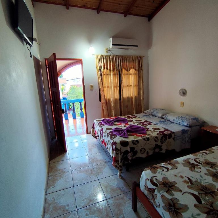 Colonial Iguazú - Double Room with Private Bathroom - 1