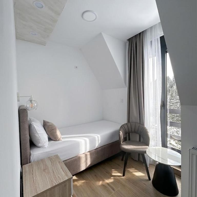 Srebrna Jela - Standard Double Room - 4