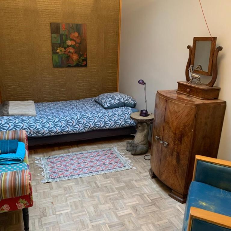 Grande maison 4 chambres, jardin, 3km Paris, proche transports et commerces - Four-Bedroom House - 9