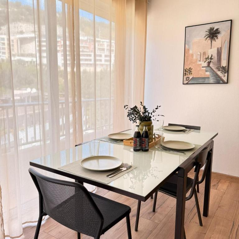 Apartment 6 minutes from Monaco train station - Appartement 2 Chambres avec Vue sur la Montagne - 14