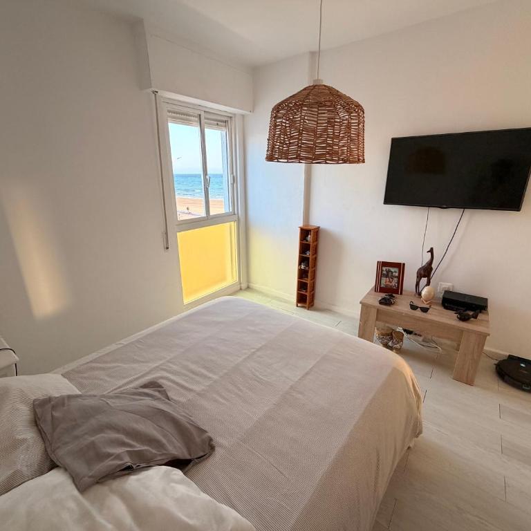 CASA ESTILO NÓRDICO CON VISTAS AL MAR (1ªLINEA) - Apartamento de 2 dormitorios con terraza y vistas al mar - 8