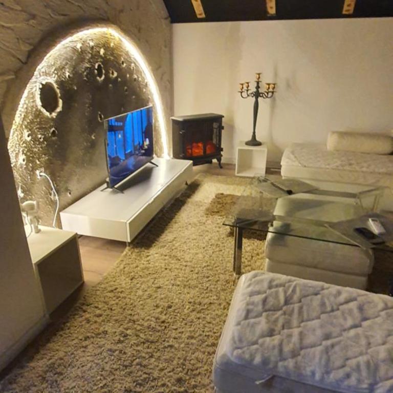The Forest Gate Luxury Retreat - One-Bedroom Apartment - 7