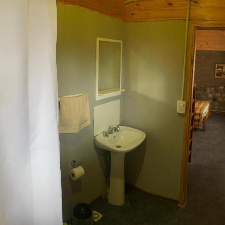 Carelhue - Habitación Doble con baño privado - 2 camas - 4