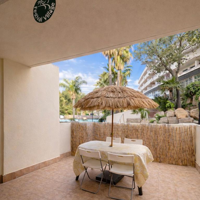 Apartamento para 6 a 5 min Port Aventura en Hotel Festival Village - Apartamento de 2 dormitorios - 15