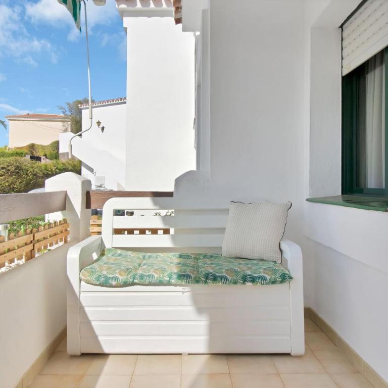 Apartamento con vistas al mar, piscina y barbacoa - TORRENUEVA 7B - Apartamento de 2 dormitorios - 32