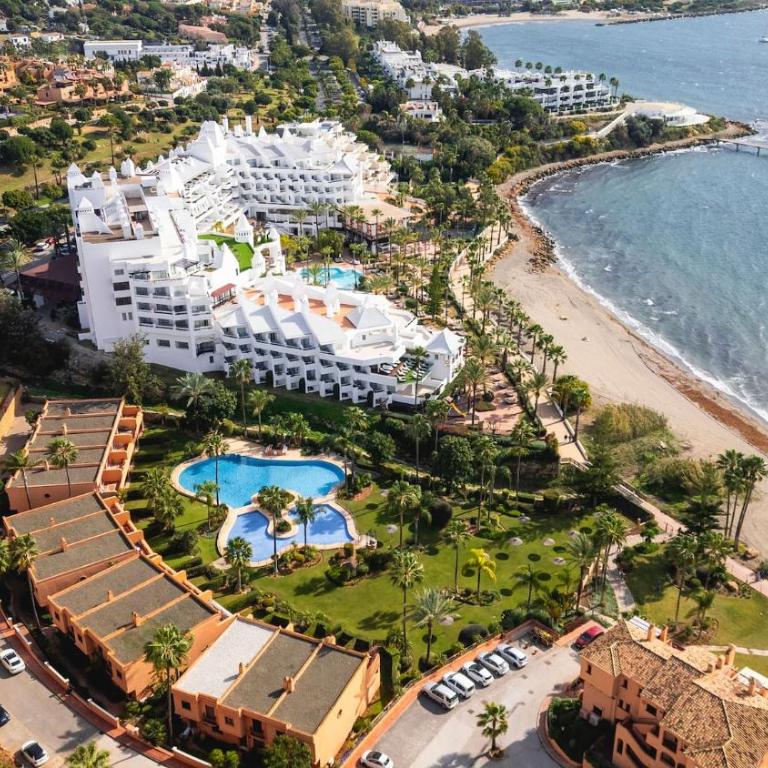 Lujoso adosado frente al mar con piscina y jardín - RIVIERA ANDALUZA 3 - Casa de 3 dormitorios - 6