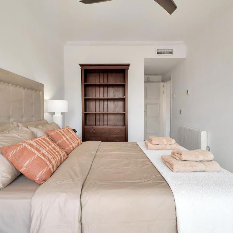 Lujoso adosado frente al mar con piscina y jardín - RIVIERA ANDALUZA 3 - Casa de 3 dormitorios - 37
