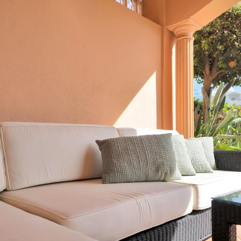 Lujoso adosado frente al mar con piscina y jardín - RIVIERA ANDALUZA 3 - Casa de 3 dormitorios - 19