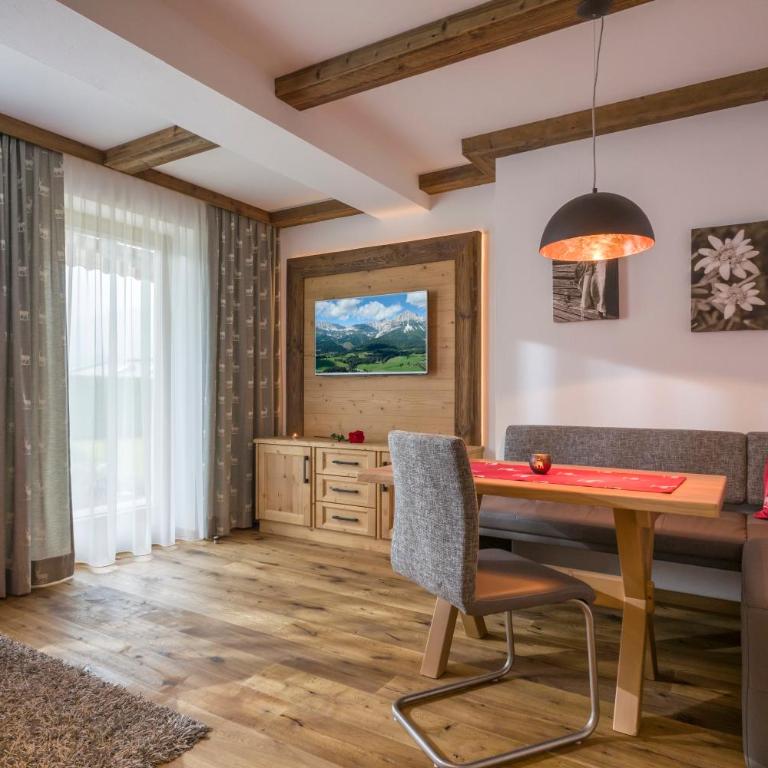 Landhaus BergMoment - adults only - Deluxe Apartment - 5
