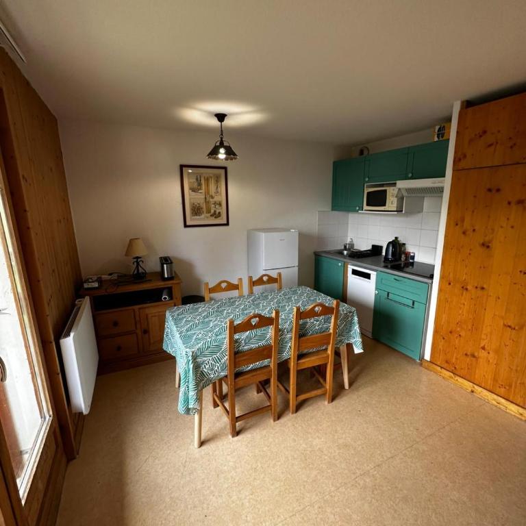 Chalet chamois apt 14 - Appartement 1 Chambre - 9