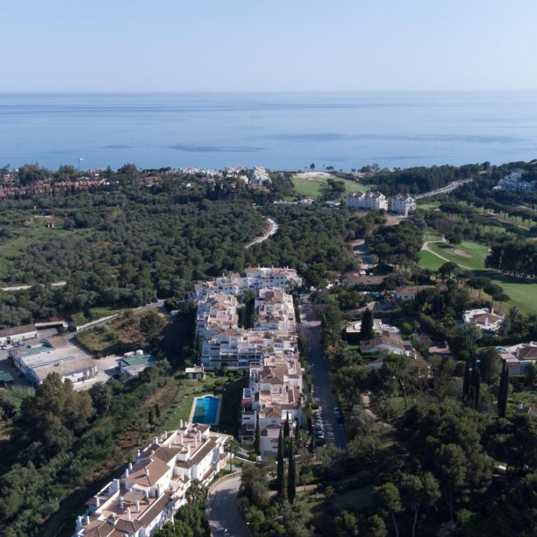 Ático familiar con terraza y bonitas vistas al mar en Marbella - Rio Real 282G - Two-Bedroom Apartment - 16