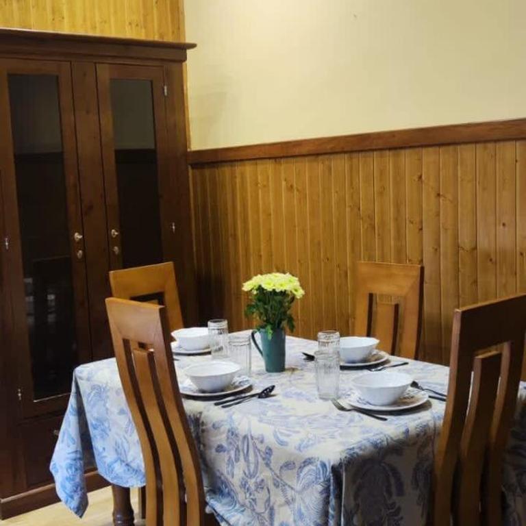 Duplex pleno centro de León - Apartamento de 2 dormitorios - 48