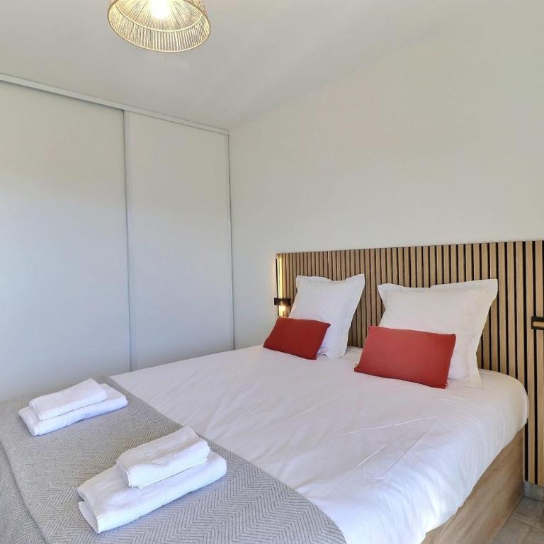 Le Dolce Verde Downtown beaches & parking - Apartment - 3