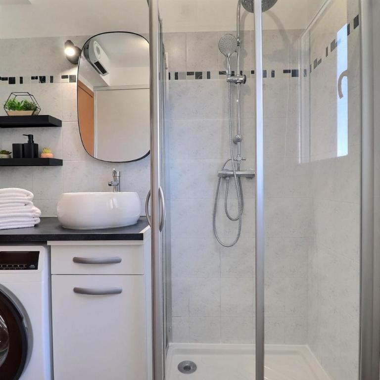 Le Dolce Verde Downtown beaches & parking - Apartment - 7