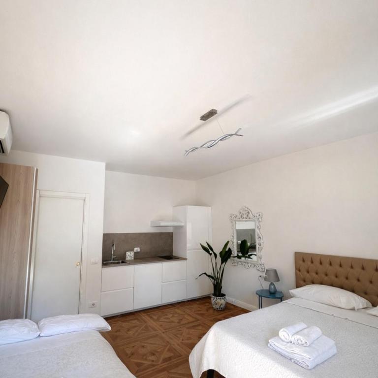 Le tre orchidee Apartments - Camera Tripla Basic - 2