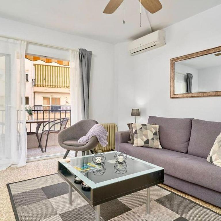 Piso Luminoso a un paso del mar en Nerja - Apartamento 1 dormitorio con vistas al mar y terraza - 2
