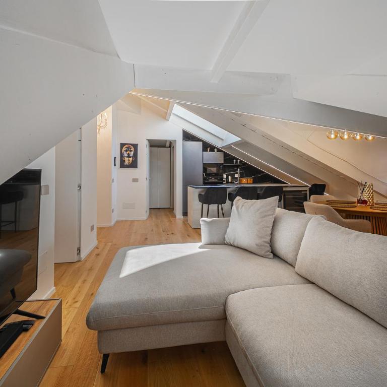 Attico Mansardato con terrazzo privato - Apartment mit 2 Schlafzimmern - 14