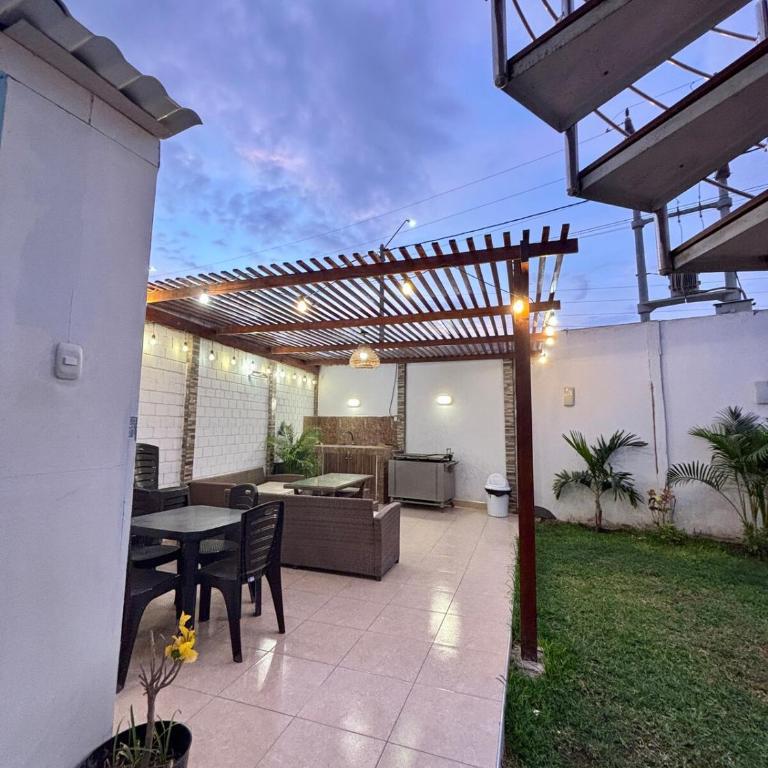 Sol del Valle - Three-Bedroom House - 4