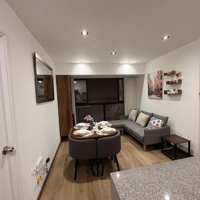Departamento en Miraflores - Two-Bedroom Apartment - 1
