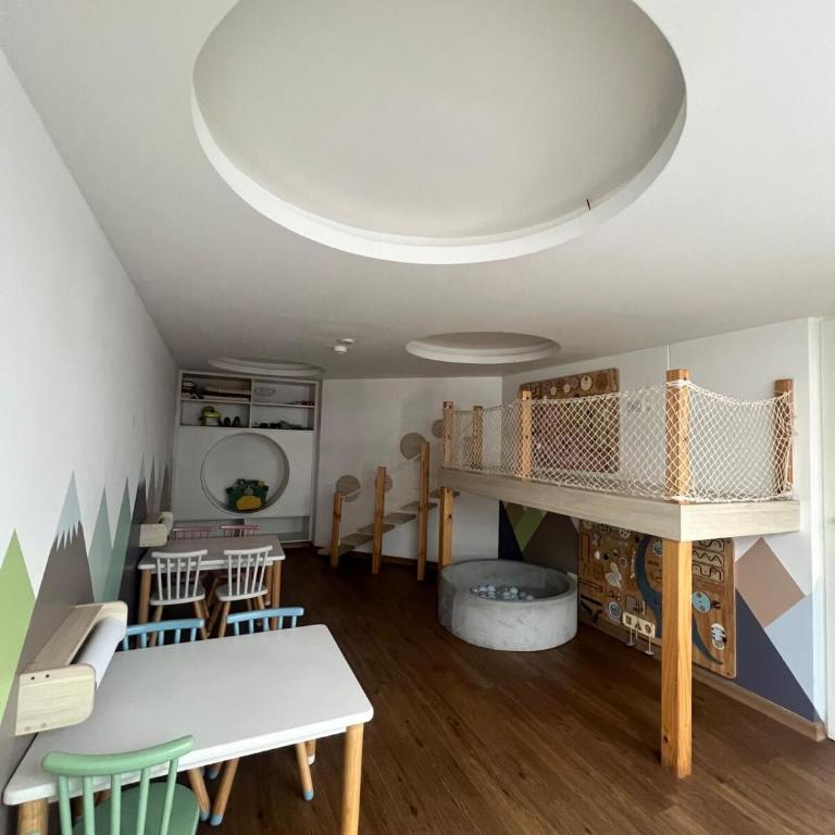 Departamento en Miraflores - Two-Bedroom Apartment - 14