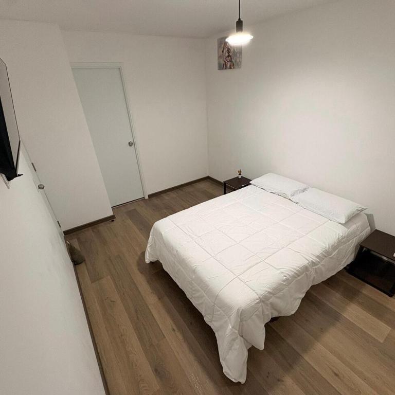 Departamento en Miraflores - Two-Bedroom Apartment - 35