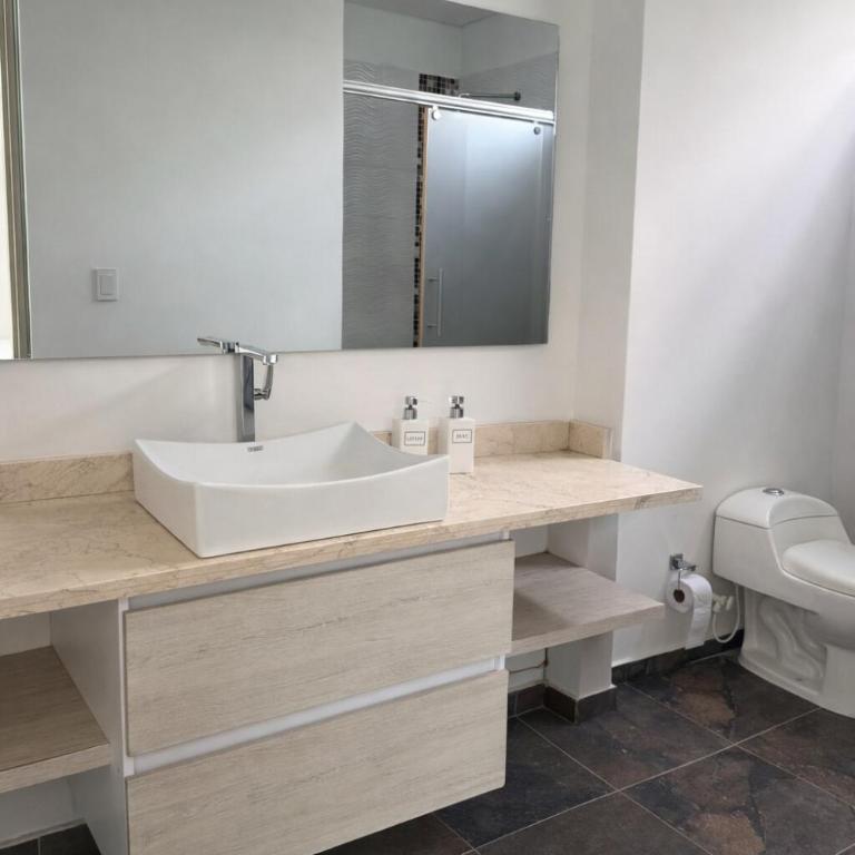 Casa con piscina privada perfecta para grupos clima cálido todo el año - Casa con 1 dormitorio - 7